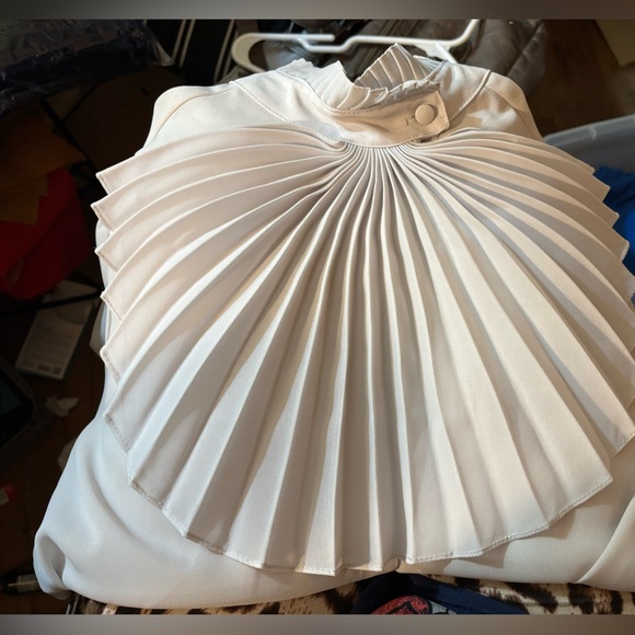 Vintage Cream Button Down Blouse with Front Ruffle and Victorian Collar - Picture 5 of 9